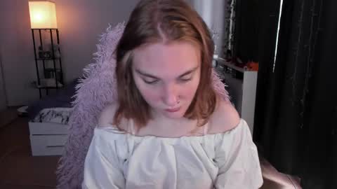 Snapshot of betty_witchy chatting on 20, 4, 2026 Dory make me happier online show from 20, 4, 2026