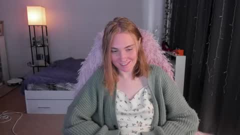 Snapshot of betty_witchy chatting on 16, 5, 2026 Dory make me happier online show from 16, 5, 2026