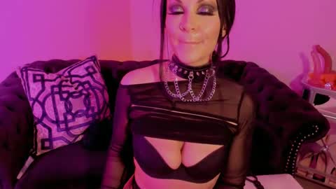 NatashaxoBangs online show from 14, 2, 2025