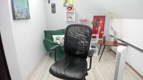 bettyjamess online show from 23, 10, 2025