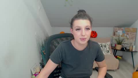 bettyjamess online show from 29, 10, 2025