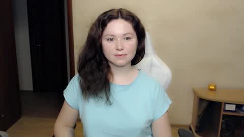 Snapshot of bettystar_ chatting on 7, 11, 2025 Betty online show from 7, 11, 2025