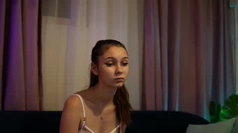 Snapshot of bettyvenus chatting on 2, 10, 2025 Betty online show from 2, 10, 2025