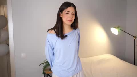 Snapshot of beverleymonninger chatting on 20, 10, 2025 Emily online show from 20, 10, 2025