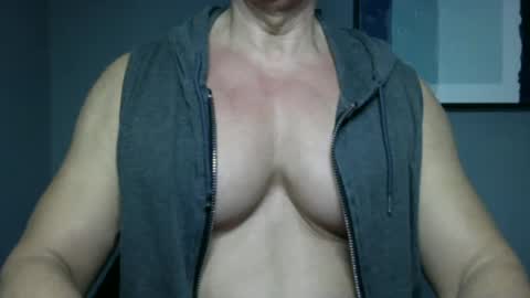 BGDKMUSCLEGUY - SELECTED BY CHATURBATE AS A TOP BROADCASTER FOR 2023 online show from 23, 12, 2024