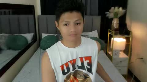 bhillrhey121103 online show from 13, 1, 2026