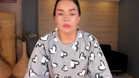 Snapshot of biancapierce_ chatting on 8, 5, 2026 Bianca Pierce online show from 8, 5, 2026