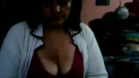 Snapshot of biancasteel chatting on 12, 6, 2026 biancasteel online show from 12, 6, 2026