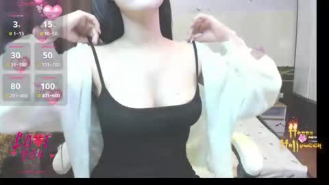 Snapshot of bibi_2005 chatting on 6, 11, 2025 Bi Bi online show from 6, 11, 2025