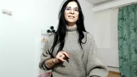 Snapshot of bibitina chatting on 5, 12, 2024 innasugarwild online show from 5, 12, 2024