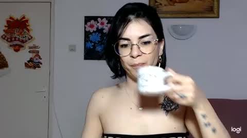 Snapshot of bibitina chatting on 20, 5, 2026 innasugarwild online show from 20, 5, 2026