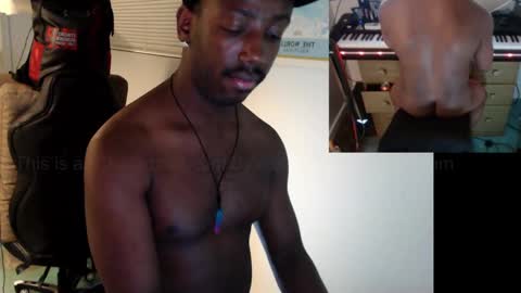 BicepsandFrot online show from 8, 3, 2025