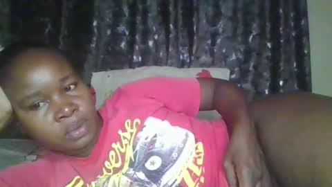 Snapshot of big_diva chatting on 7, 5, 2026 big_diva online show from 7, 5, 2026