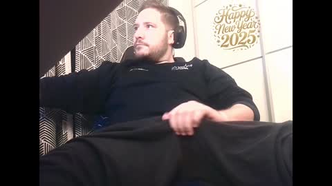 Snapshot of big_sele chatting on 2, 1, 2025 bigbroly88 online show from 2, 1, 2025