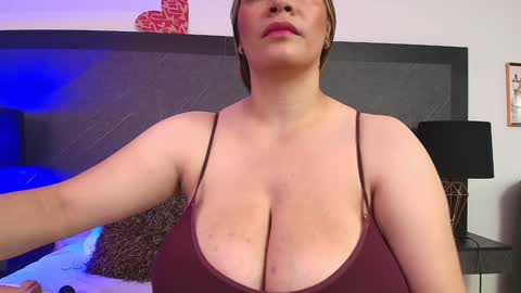 Tell me Sophia  online show from 17, 1, 2025