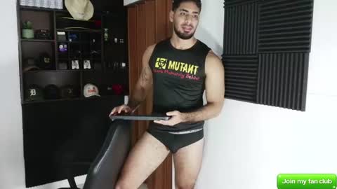 Snapshot of big_versxxx chatting on 8, 7, 2026 Hot Versx online show from 8, 7, 2026