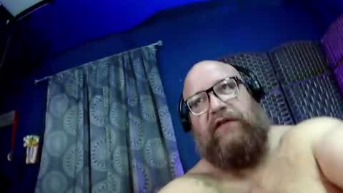 Snapshot of bigbear4cuddles chatting on 10, 6, 2026 BigBear4Cuddles online show from 10, 6, 2026