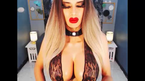 Loraine Cruz online show from 29, 4, 2026