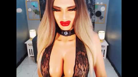Loraine Cruz online show from 10, 5, 2026