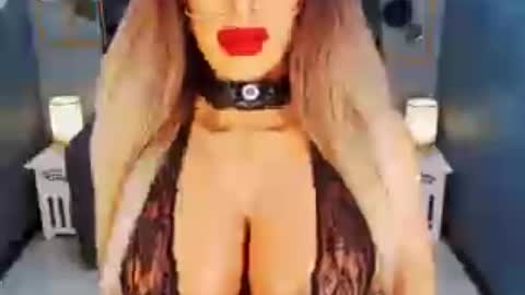 Loraine Cruz online show from 26, 6, 2026