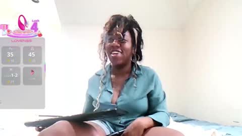 Snapshot of bigboobs_bouncin chatting on 3, 4, 2026 Ashley online show from 3, 4, 2026