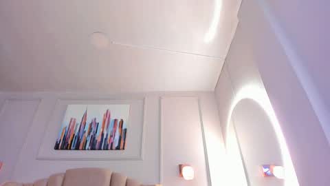   online show from 25, 1, 2025