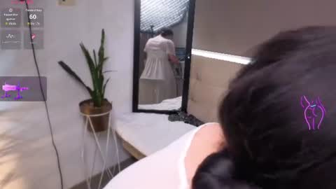 Snapshot of bigboottyxxx chatting on 23, 7, 2026 kyra Moor online show from 23, 7, 2026