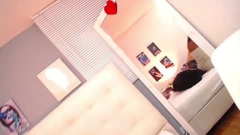 Mia online show from 13, 12, 2024