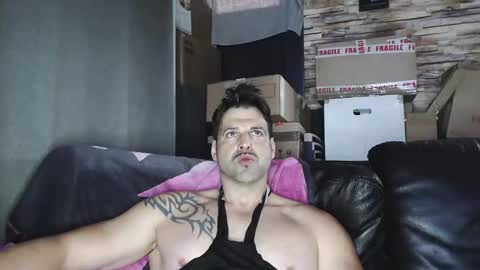 Bigboyband online show from 11, 4, 2026