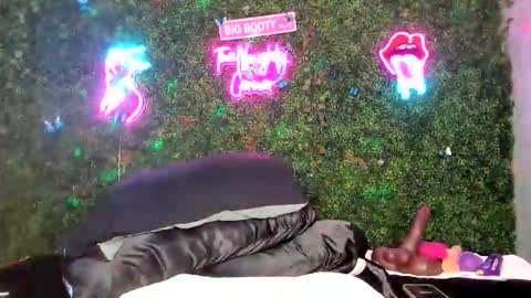 bigbuttsarena online show from 4, 3, 2026