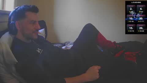 Jon - Im Straight online show from 19, 10, 2025