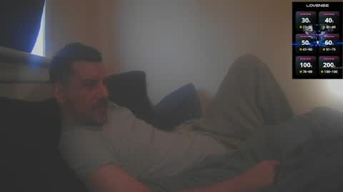 Jon - Im Straight online show from 1, 4, 2026