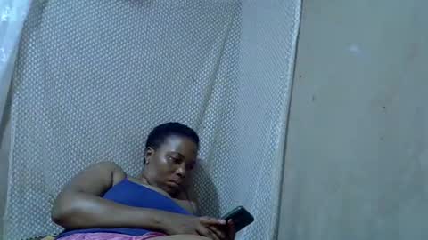 Snapshot of bigclit_wethairypus chatting on 15, 6, 2026 bigclit_wethairypus online show from 15, 6, 2026