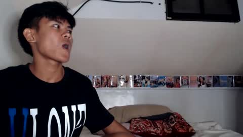 Nicole Bryan online show from 2, 2, 2025