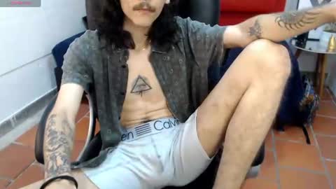 Snapshot of bigcock_robert chatting on 9, 6, 2026 ROBB online show from 9, 6, 2026