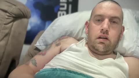 bigcocksuckingslut online show from 1, 2, 2025