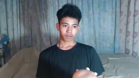 bigcockyummysexjosh online show from 5, 2, 2026