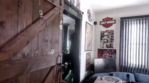 Snapshot of bigdbrillion chatting on 4, 2, 2025 Darryl online show from 4, 2, 2025