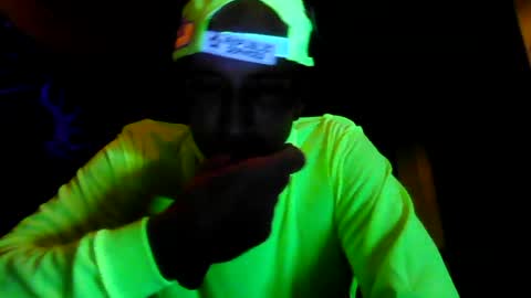 Snapshot of bigdickdaddy7201979564868 chatting on 18, 6, 2026 bigdickdaddy7201979564868 online show from 18, 6, 2026