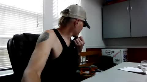 Snapshot of bigdickdaddy7201979564868 chatting on 27, 6, 2026 bigdickdaddy7201979564868 online show from 27, 6, 2026