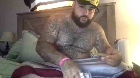 Snapshot of bigdickrican94 chatting on 11, 10, 2025 bigdickrican94 online show from 11, 10, 2025