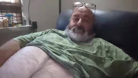 Snapshot of bigfuzzyteddybear chatting on 13, 5, 2026 bigfuzzyteddybear online show from 13, 5, 2026