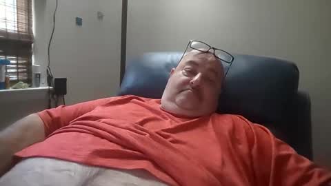 Snapshot of bigfuzzyteddybear chatting on 19, 5, 2026 bigfuzzyteddybear online show from 19, 5, 2026