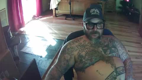 biggdaddy4206913 online show from 24, 10, 2025
