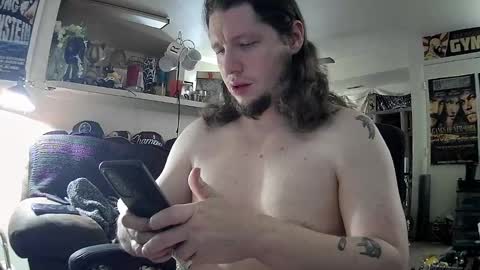 biggerisbetter21 online show from 23, 2, 2025