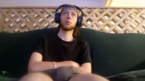 Snapshot of biggestboiiii chatting on 9, 9, 2025 biggestboiiii online show from 9, 9, 2025