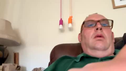 biggloves4bighands online show from 12, 9, 2025