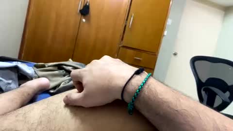 bighandsomesatisfy online show from 28, 12, 2024