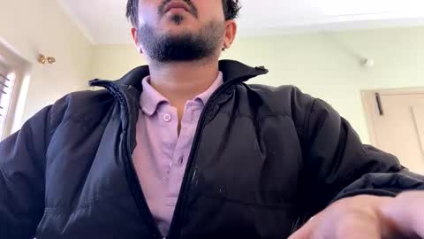 bighandsomesatisfy online show from 31, 12, 2024