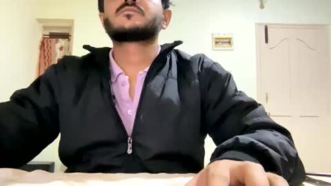 bighandsomesatisfy online show from 31, 12, 2024